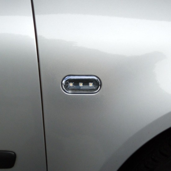 Πλαϊνά Φλας Φτερού Για VW Golf / Polo / Bora / Passat / Vento / Seat Ibiza / Cordoba Με 3 Led Black 2 Τεμάχια