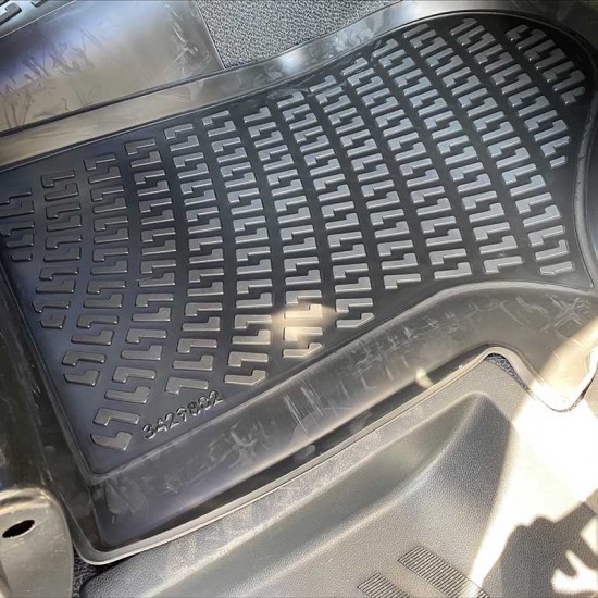 Πατάκια Σκαφάκια 3D Από Λάστιχο TPE Για Mercedes Vito W447 2014- RL117500 /Viano 2014- Rizline 3 Τεμάχια Μαύρα