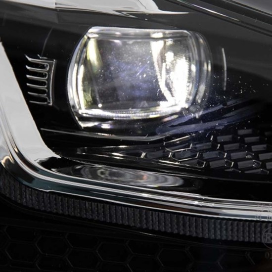 Μπροστινά Φανάρια Set Για Vw Golf 7.5 17-19 Facelift DRL & Dynamic Signal Μαύρα Με Χρώμιο Γραμμή H7 Με Μοτέρ Carner