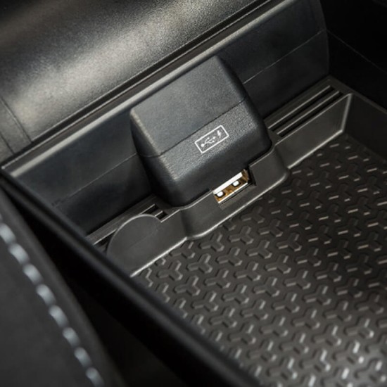 Κονσόλα Χειροφρένου Τεμπέλης Armster OE1 Με Usb Για Dacia Duster 2018-2019  Με Εργοστασιακό Τεμπέλη Μαύρο Χρώμα