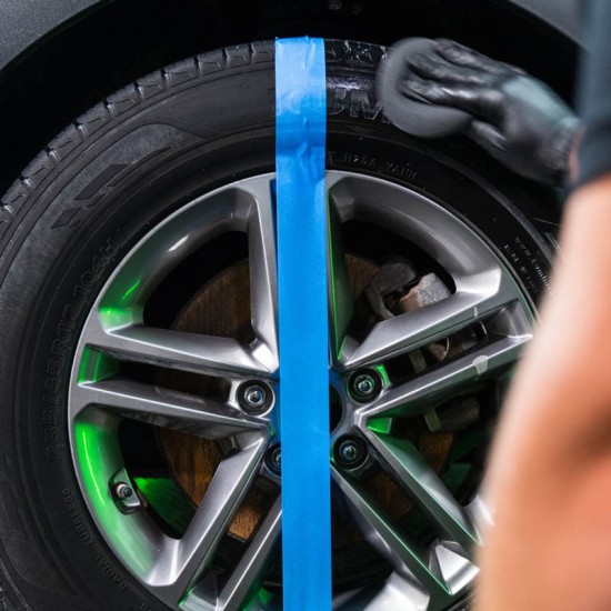 Γυαλιστικό Ελαστικών Hybrid Solution Graphene Acrylic Turtle Wax 680ml 053747117