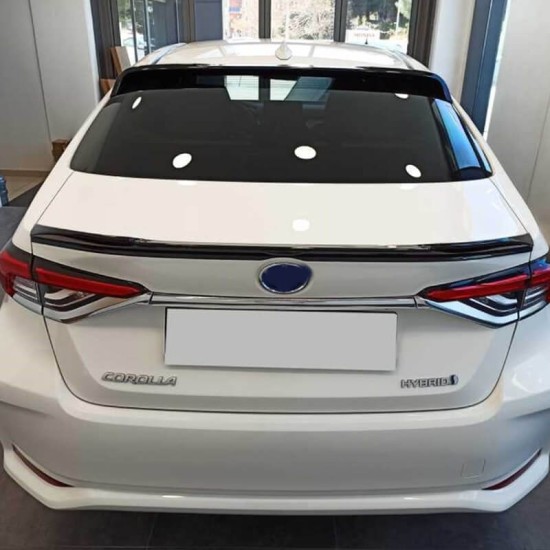 Αεροτομή Οροφής Για Toyota Corolla 2019+ E21 4D Sedan Μαύρο Γυαλιστερό Lipspoiler Από Πλαστικό