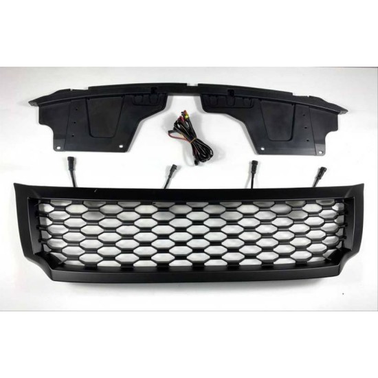 Μάσκα Για Nissan Navara D23 NP300 15-20 Badgeless Μαύρη Ματ Με Led