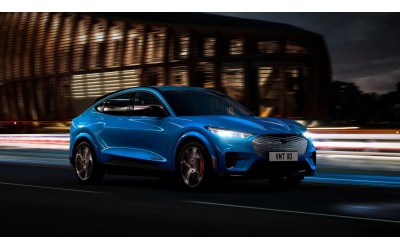 FORD MUSTANG MACH‑E ΗΛΕΚΤΡΙΚΗ ΚΑΙ ΑΔΑΜΑΣΤΗ.