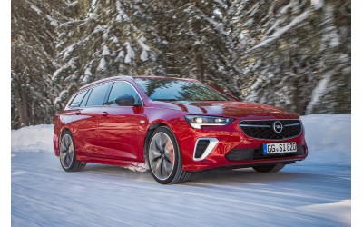 Νέο Opel Insignia GSi με Προηγμένο Σύστημα AWD για Άριστη Ελκτική Πρόσφυση σε όλες τις Συνθήκες