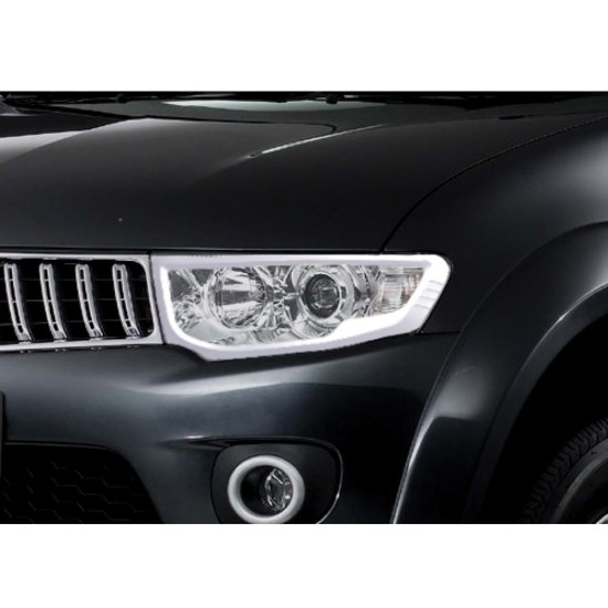 ΕΜΠΡΟΣΘΙΕΣ ΓΡΙΛΙΕΣ ΦΑΝΑΡΙΩΝ GR 103 MITSUBISHI L200 2010+